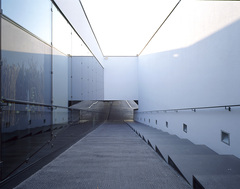 Produktions- und Bürogebäude Schiebel