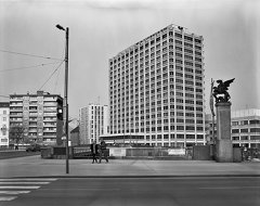 Dianazentrum - Dianabad, IBM, Raiffeisen, OPEC