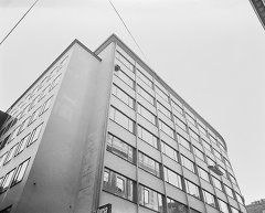 residential and commercial building - Generali