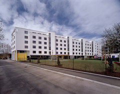 Wohn- und Geschäftshaus Karl Sarggasse