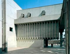 Art Plaza