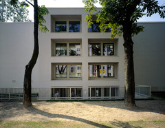 Lauder-Chabad-Campus