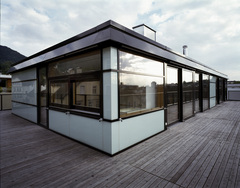 Wohn- und Geschäftshaus Manahl